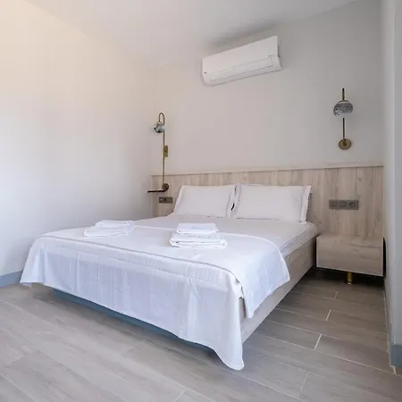 Hotel La Luz Bozcaada 3*