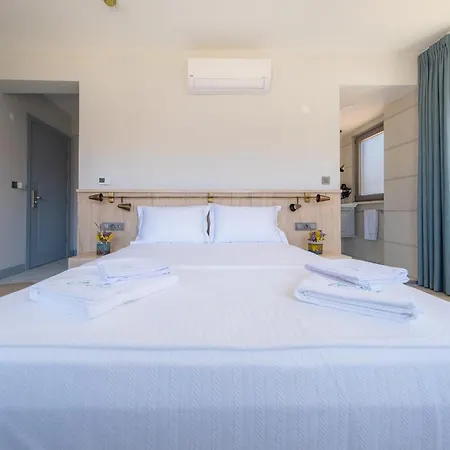 La Luz 3* ボズカーダ